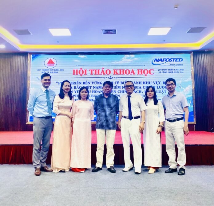 Hội thảo khoa học về hoàn thiện và thực thi chính sách, pháp luật