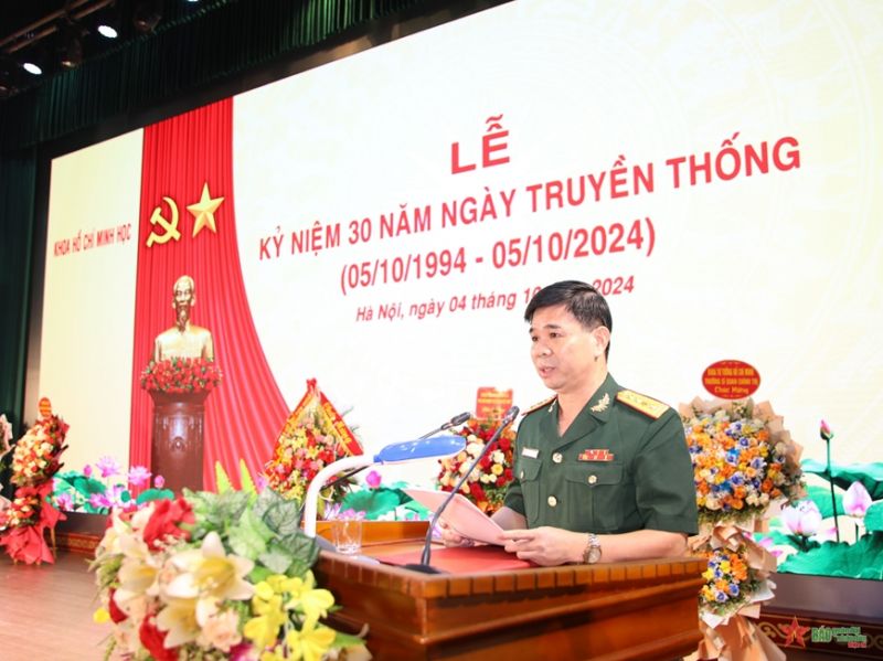 Đặc điểm nhân cách chính trị Hồ Chí Minh - T Nguyễn Hữu Lập